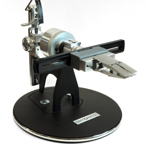 Широкий центральний щілинний затискач для какбрітви